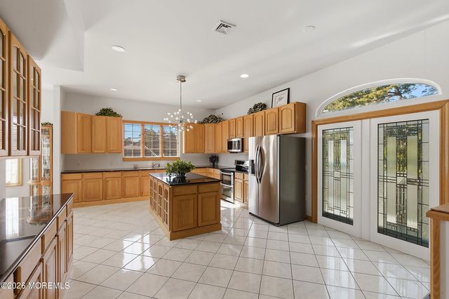 159 Harbor Inn Road, Bayville, NJ 08721