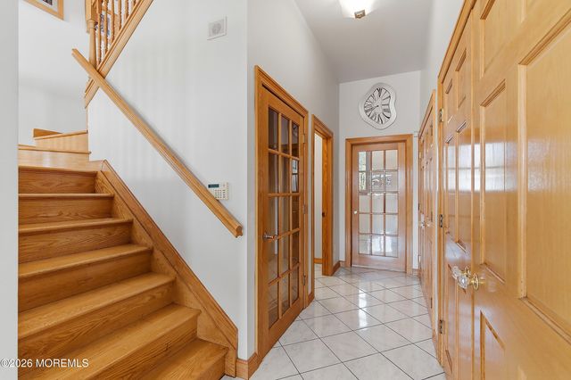 159 Harbor Inn Road, Bayville, NJ 08721