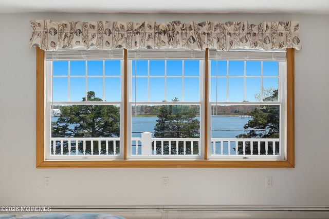 159 Harbor Inn Road, Bayville, NJ 08721