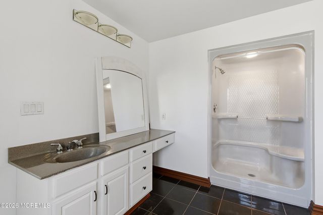 159 Harbor Inn Road, Bayville, NJ 08721