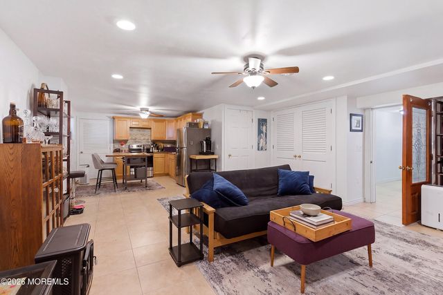 159 Harbor Inn Road, Bayville, NJ 08721