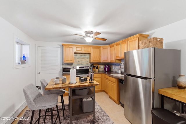 159 Harbor Inn Road, Bayville, NJ 08721