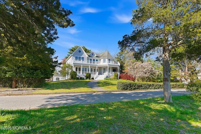 159 Harbor Inn Road, Bayville, NJ 08721