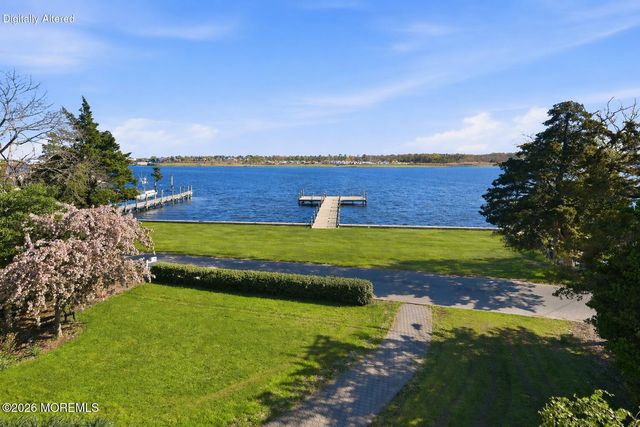 159 Harbor Inn Road, Bayville, NJ 08721