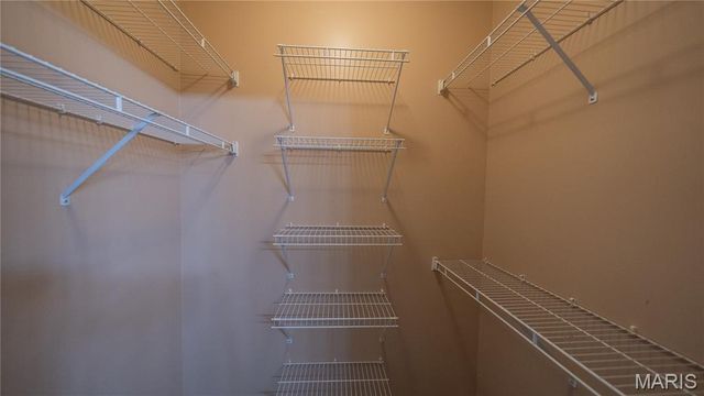 1251 Strassner Drive 2205, Brentwood, MO 63144