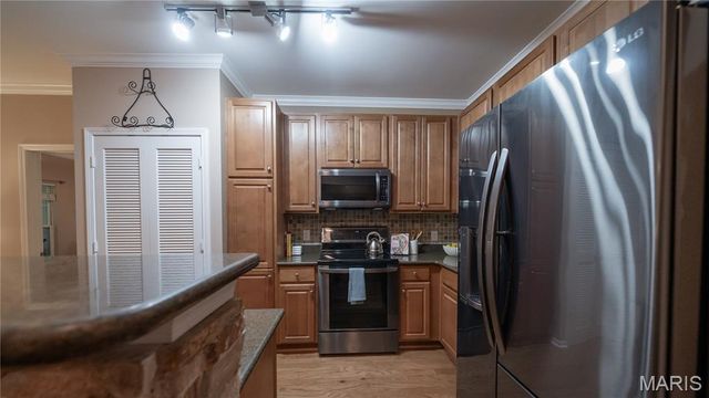 1251 Strassner Drive 2205, Brentwood, MO 63144