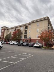 1251 Strassner Drive 2205, Brentwood, MO 63144