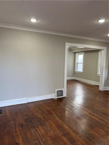 6227 Forest Avenue, Kansas City, MO 64110