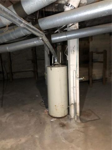 6227 Forest Avenue, Kansas City, MO 64110