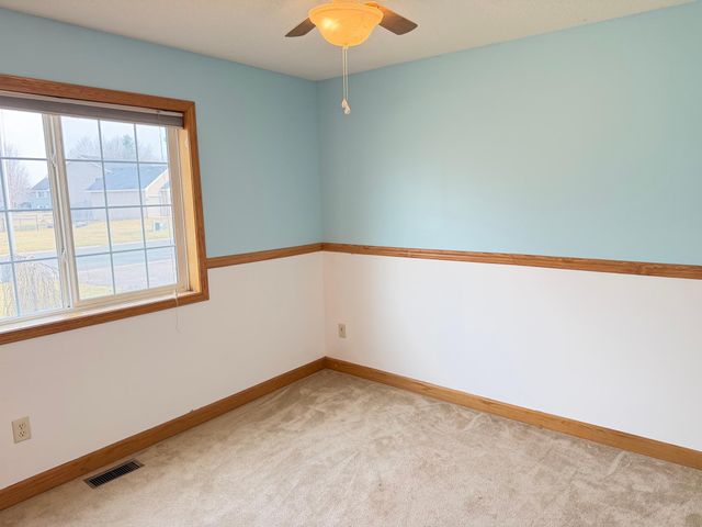 38634 Henna Circle, North Branch, MN 55056
