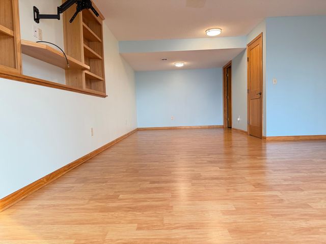 38634 Henna Circle, North Branch, MN 55056