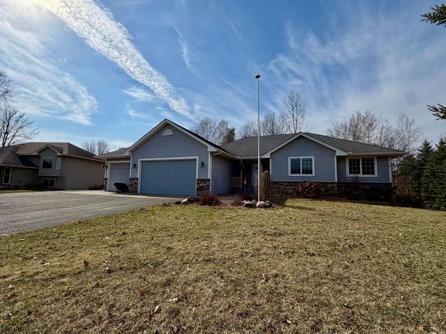 38634 Henna Circle, North Branch, MN 55056