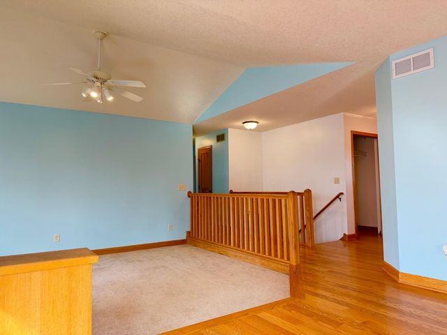 38634 Henna Circle, North Branch, MN 55056