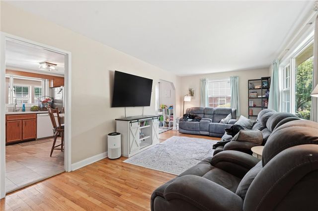 936 Evergreen Street, Emmaus Boro, PA 18049