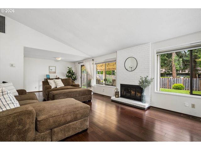2775 ELYSIUM Ave, Eugene, OR 97401