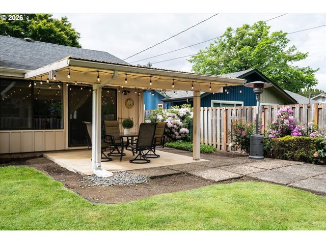 2775 ELYSIUM Ave, Eugene, OR 97401