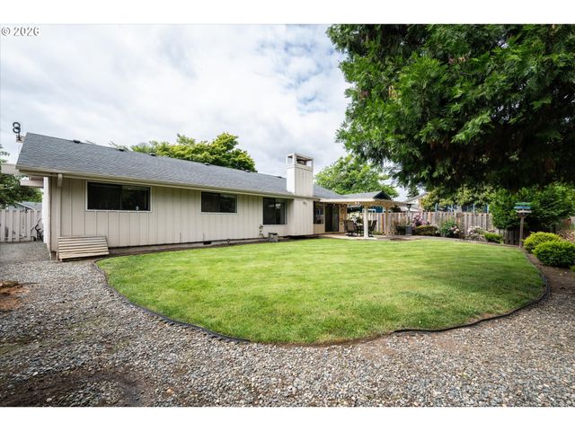 2775 ELYSIUM Ave, Eugene, OR 97401