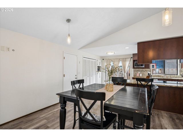 2775 ELYSIUM Ave, Eugene, OR 97401