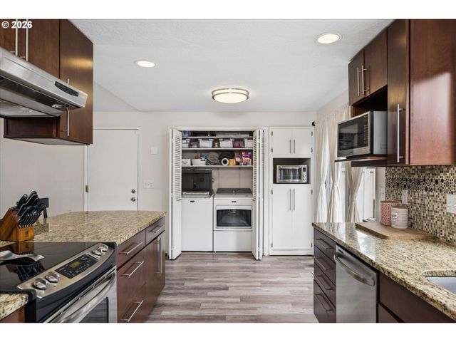 2775 ELYSIUM Ave, Eugene, OR 97401