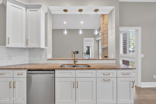 1754 LORD BYRON Lane, Jacksonville, FL 32223