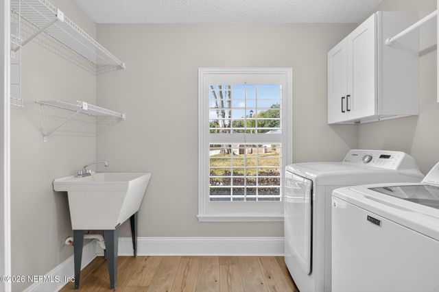 1754 LORD BYRON Lane, Jacksonville, FL 32223