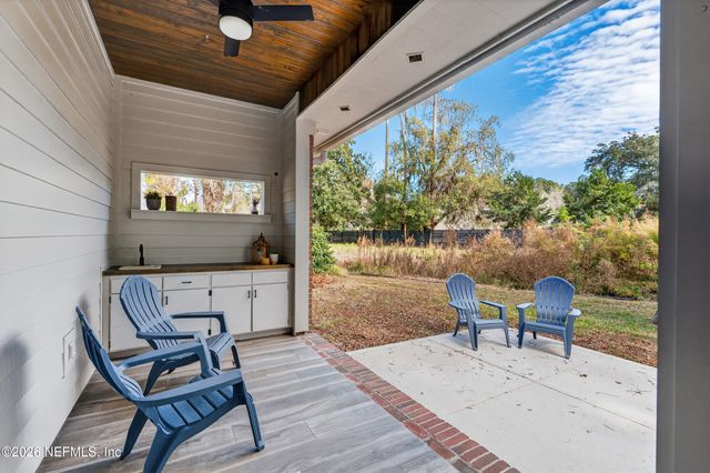 1754 LORD BYRON Lane, Jacksonville, FL 32223