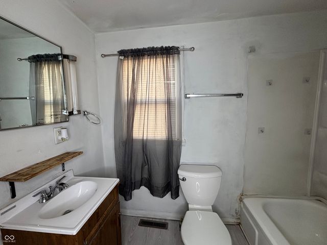 1117 S Lebanon Street, Lebanon, IN 46052