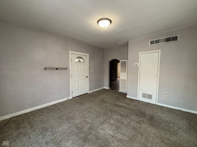 1117 S Lebanon Street, Lebanon, IN 46052