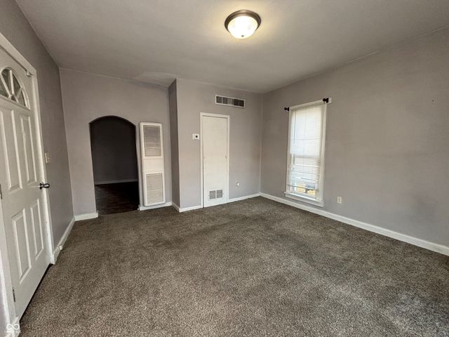 1117 S Lebanon Street, Lebanon, IN 46052