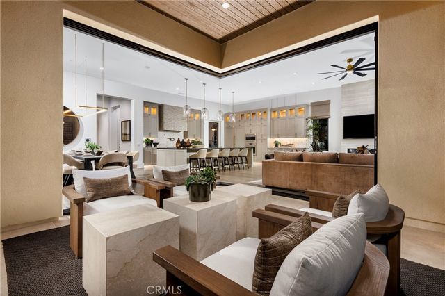 520 SAHARA, Irvine, CA 92602