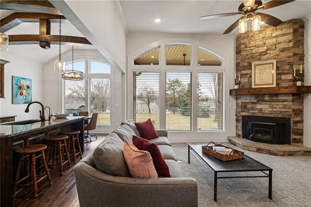 13 Timber Creek Circle, Platte City, MO 64079