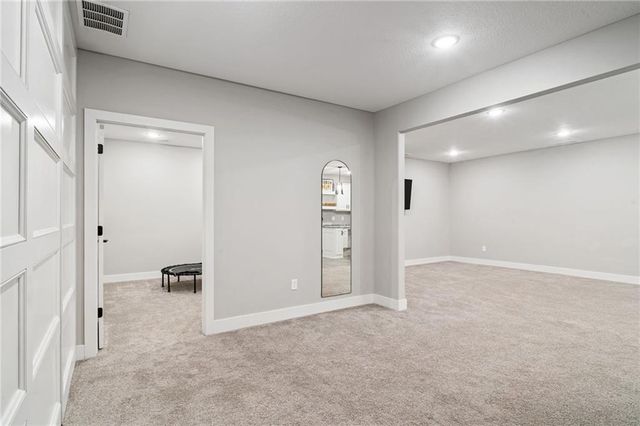 13 Timber Creek Circle, Platte City, MO 64079