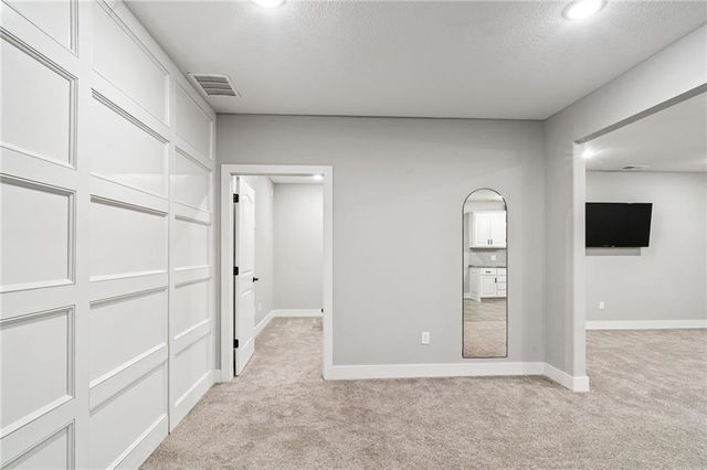 13 Timber Creek Circle, Platte City, MO 64079