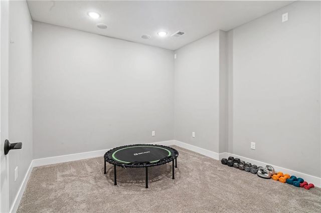 13 Timber Creek Circle, Platte City, MO 64079