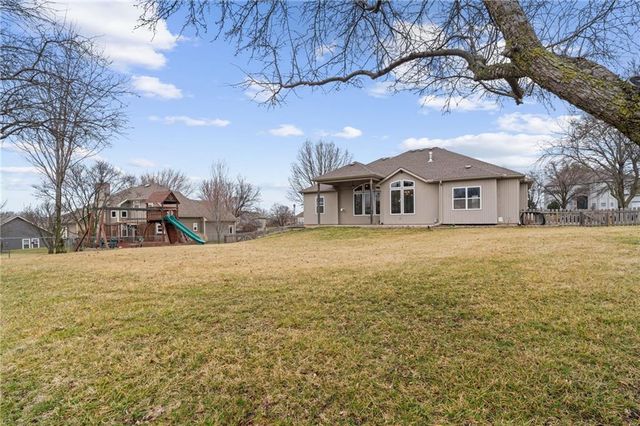 13 Timber Creek Circle, Platte City, MO 64079