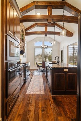 13 Timber Creek Circle, Platte City, MO 64079