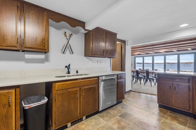 W9384 Ripley Road, Cambridge, WI 53523