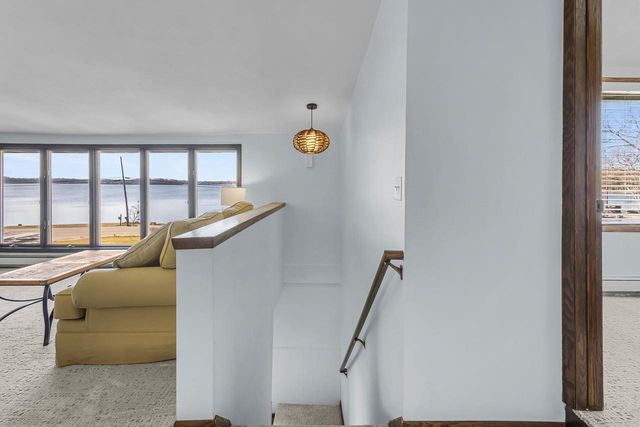 W9384 Ripley Road, Cambridge, WI 53523