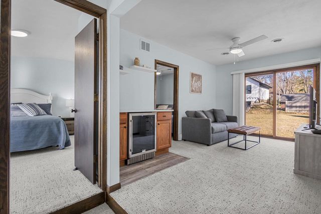 W9384 Ripley Road, Cambridge, WI 53523