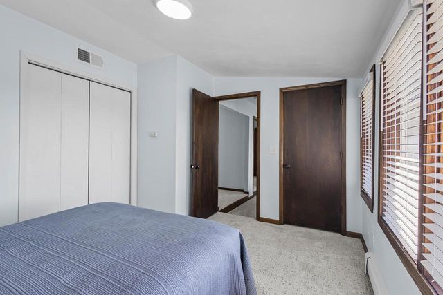 W9384 Ripley Road, Cambridge, WI 53523