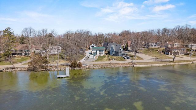 W9384 Ripley Road, Cambridge, WI 53523