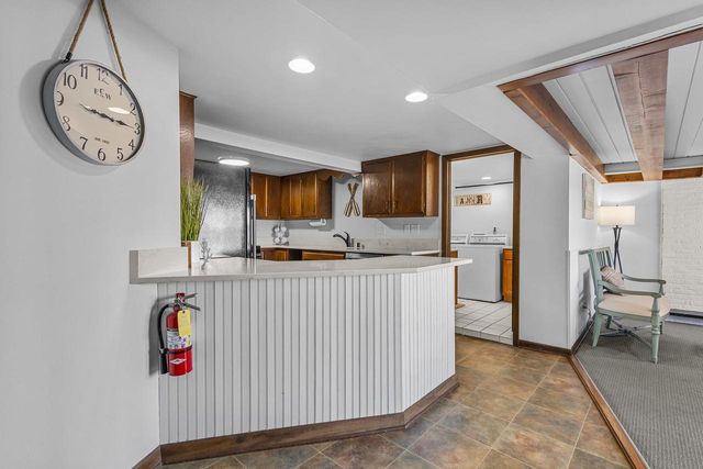 W9384 Ripley Road, Cambridge, WI 53523