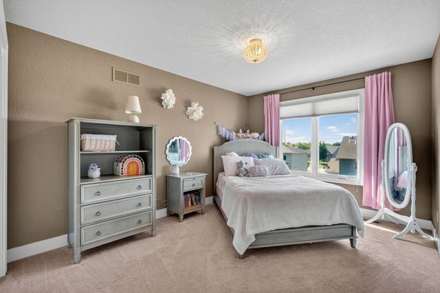 14308 Hickory Drive, Urbandale, IA 50323