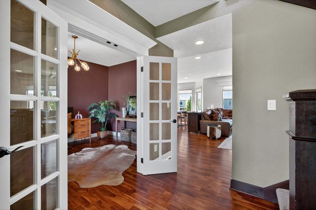 14308 Hickory Drive, Urbandale, IA 50323