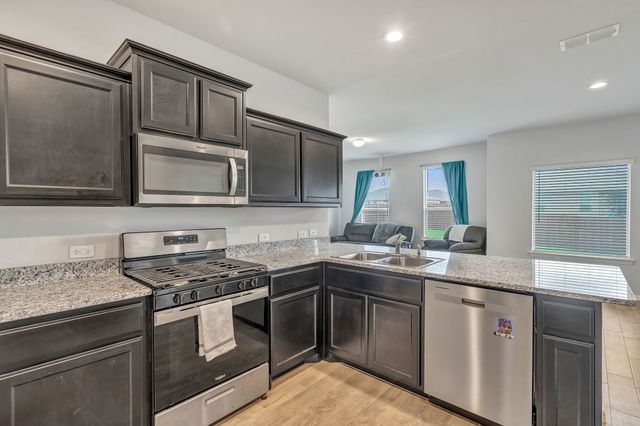 9752 New Bern Drive, Fort Worth, TX 76108