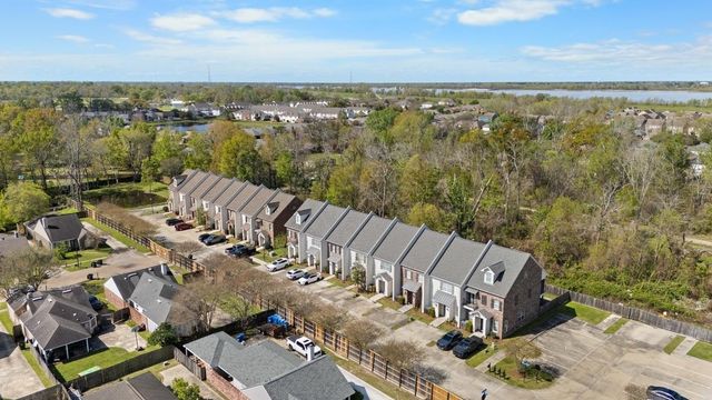 5196 Myrtle Trail Dr, Baton Rouge, LA 70820