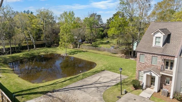 5196 Myrtle Trail Dr, Baton Rouge, LA 70820