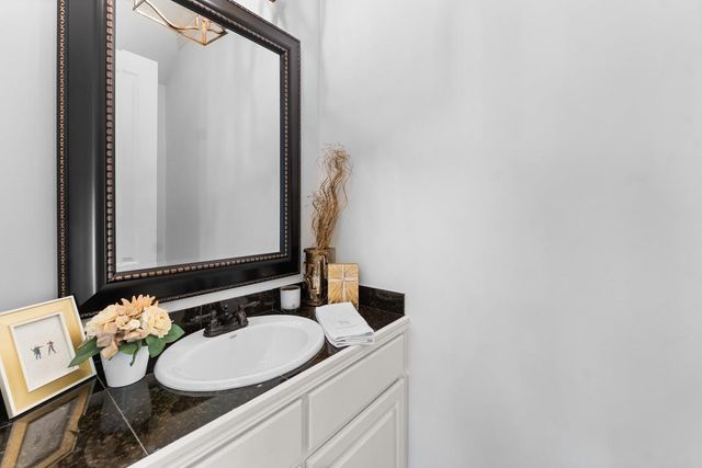 5196 Myrtle Trail Dr, Baton Rouge, LA 70820