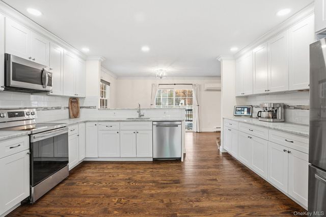 13 Jane Street, Poughkeepsie, NY 12603