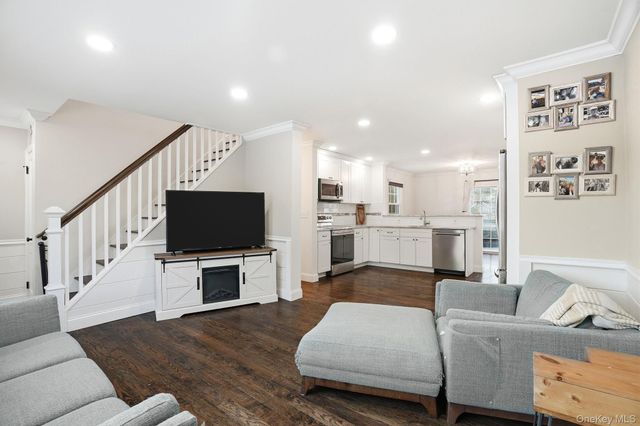 13 Jane Street, Poughkeepsie, NY 12603